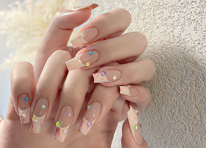 氛圍感美甲，南寧網(wǎng)紅美甲造型培訓(xùn)推薦