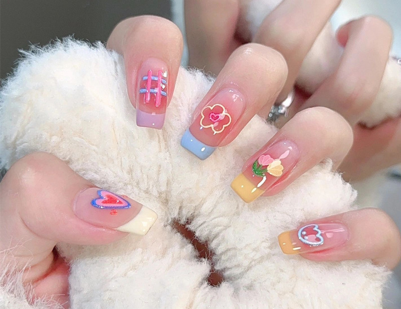 夏日氣質(zhì)少女美甲，南寧美甲培訓(xùn)