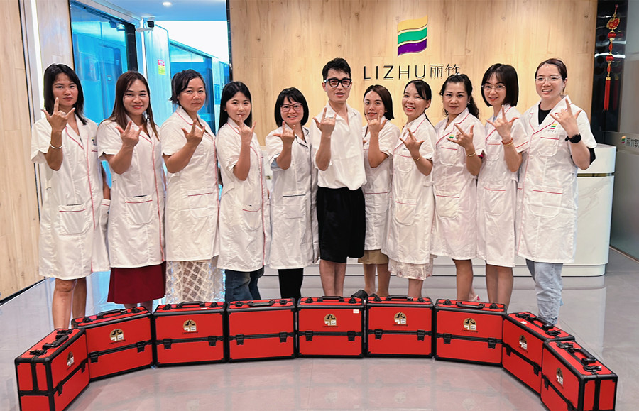 紋繡畢業(yè)感言：麗竹紋繡全能大師班，加油！