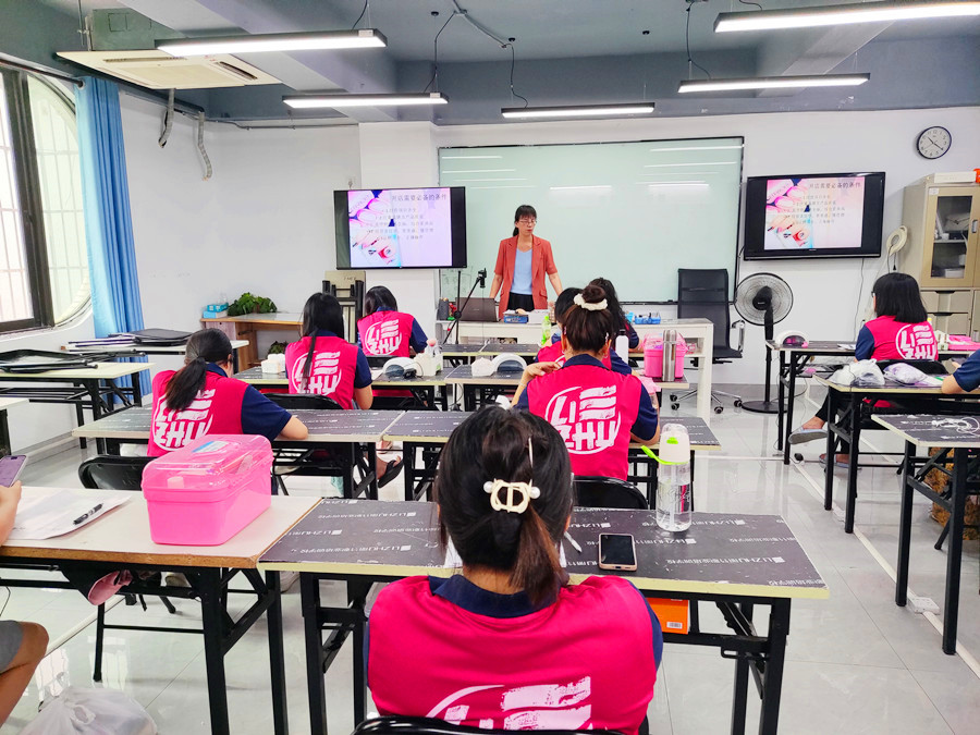 美甲創(chuàng)業(yè)計(jì)劃指導(dǎo) | 美甲職業(yè)規(guī)劃計(jì)劃