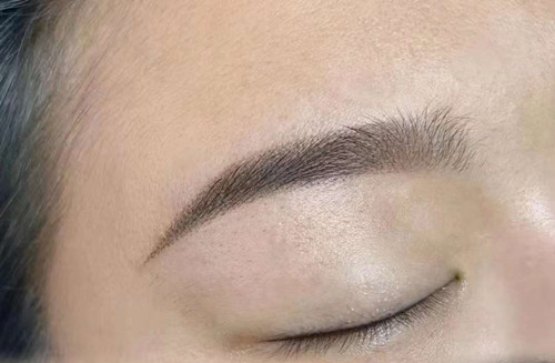 紋眉怎么選顏色？廣西南寧紋繡學(xué)校教你