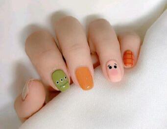 可愛繪畫美甲，南寧美甲培訓中心美甲分享