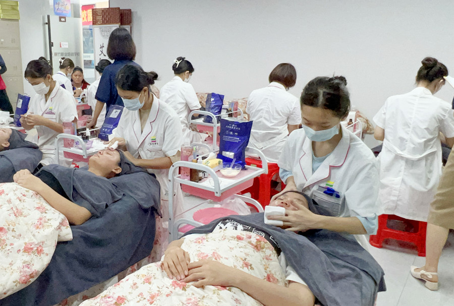 冬季護(hù)膚要點(diǎn)，廣西美容護(hù)膚面部課程