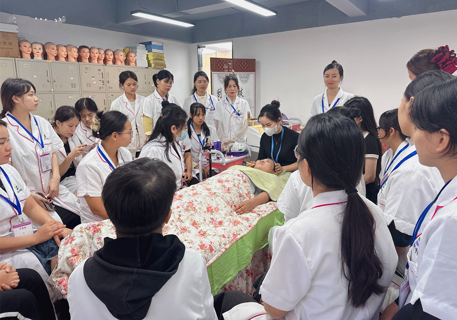 使用美容儀器注意事項(xiàng)，南寧美容儀器培訓(xùn)班教學(xué)