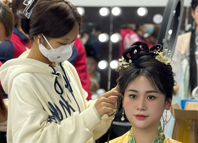 漢服造型設(shè)計(jì)，南寧培訓(xùn)漢服造型師作品