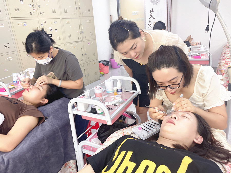 南寧美睫造型學(xué)校：適合學(xué)習(xí)美睫的人群