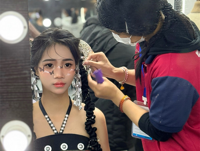 民族風(fēng)寫真，廣西化妝拍攝作品