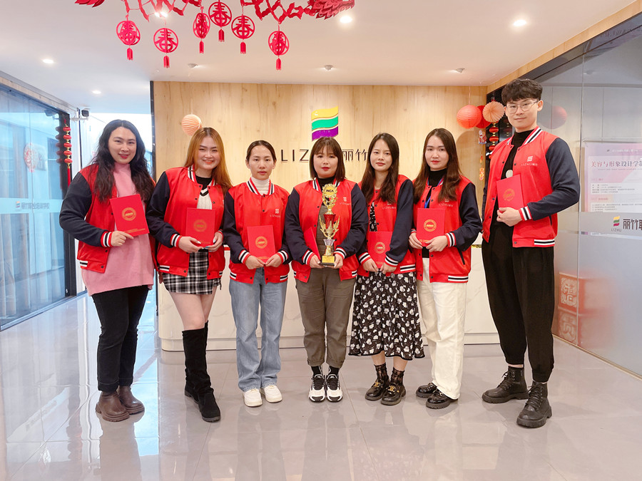麗竹美甲代表團(tuán)亞洲美業(yè)聯(lián)盟大賽（廣州站）斬獲佳績