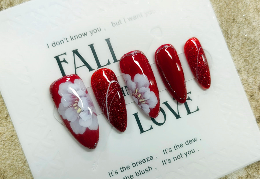 3D甲排筆美繪畫技巧，告訴你南寧美甲培訓(xùn)去哪里？