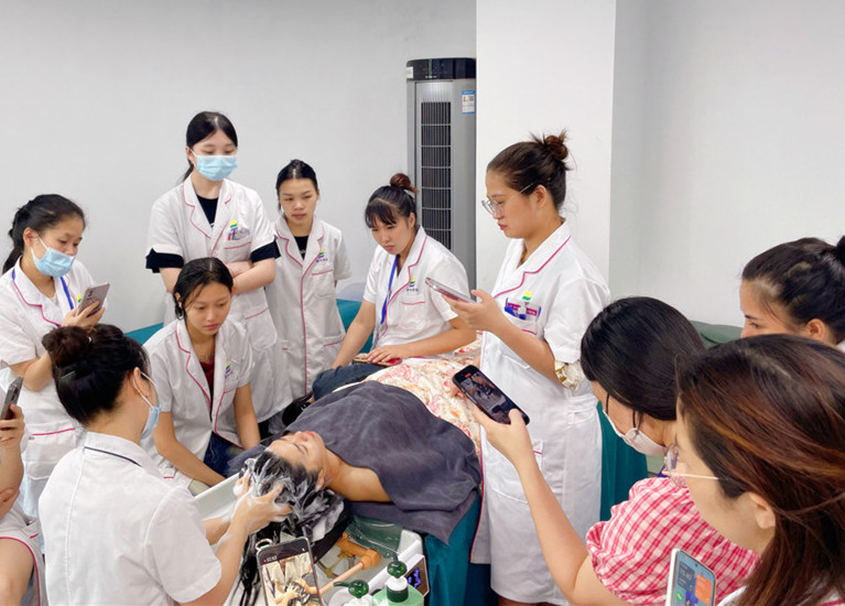 頭療洗頭有什么作用？南寧頭療培訓(xùn)學(xué)校實操講解