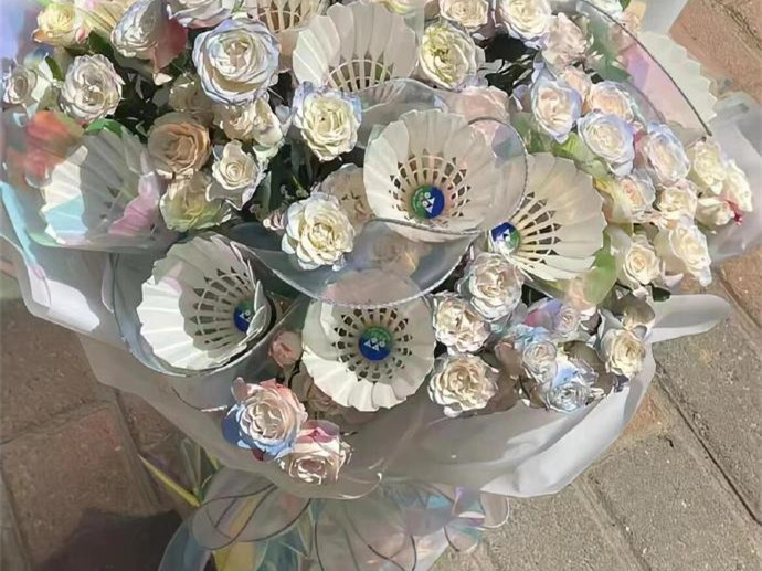 羽毛球花束，南寧鮮花花藝職業(yè)學(xué)校分享