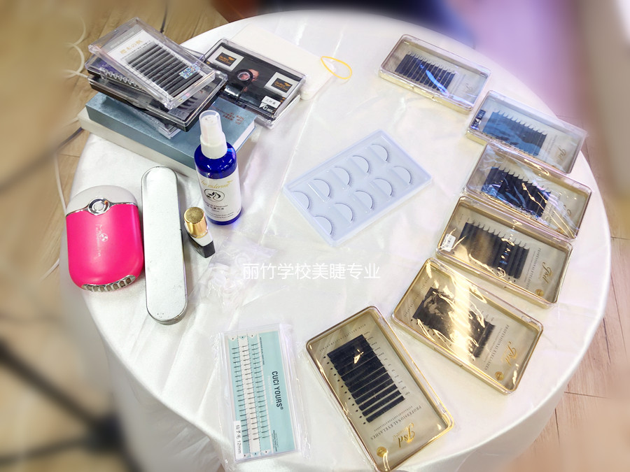 常用的睫毛種類介紹，南寧美睫學習