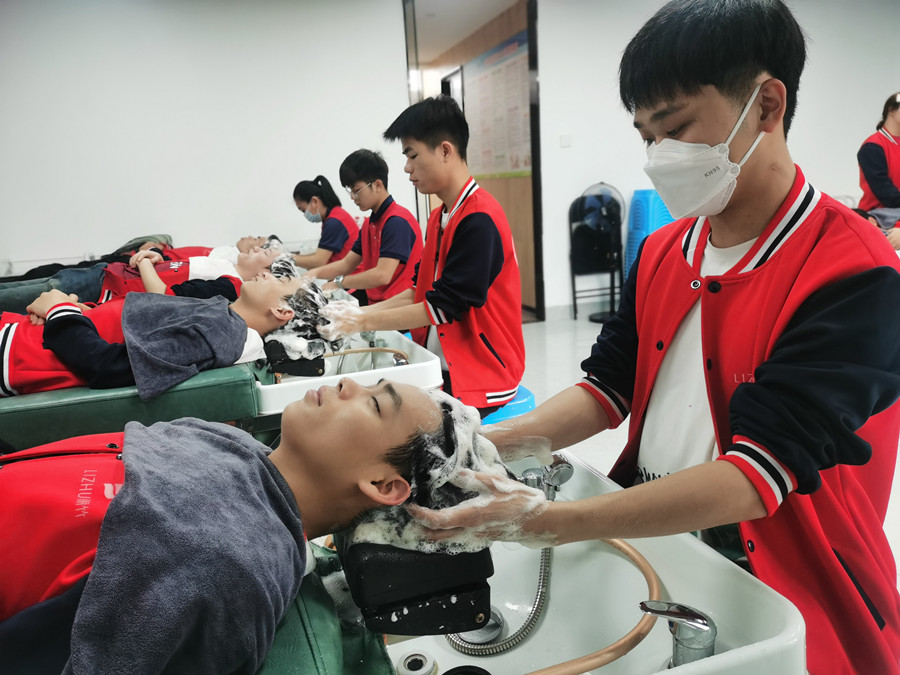 掉頭發(fā)的根本原因，南寧洗發(fā)護(hù)膚培訓(xùn)講解