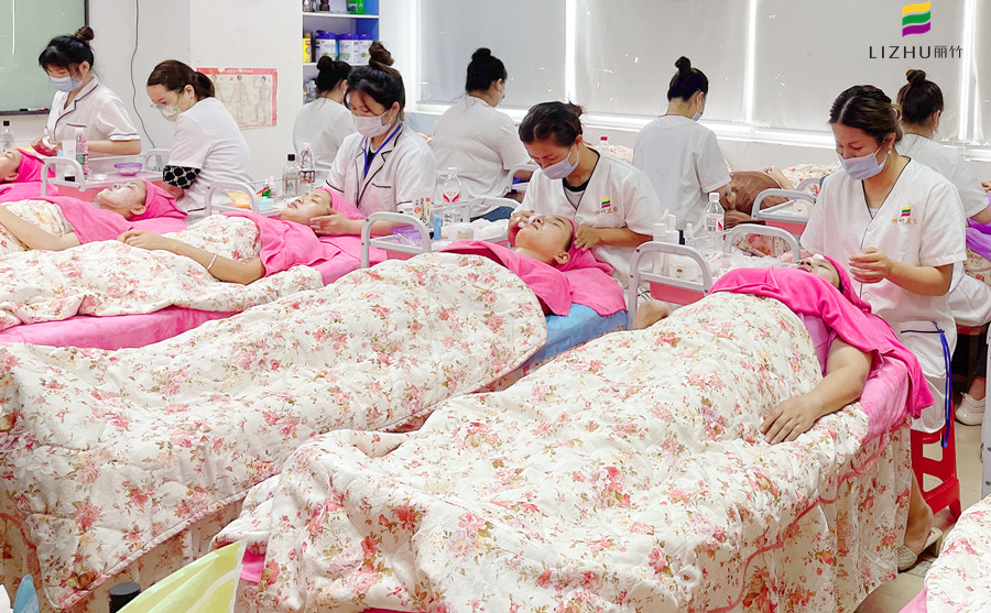 假期還債式護膚，南寧美容護膚培訓教學