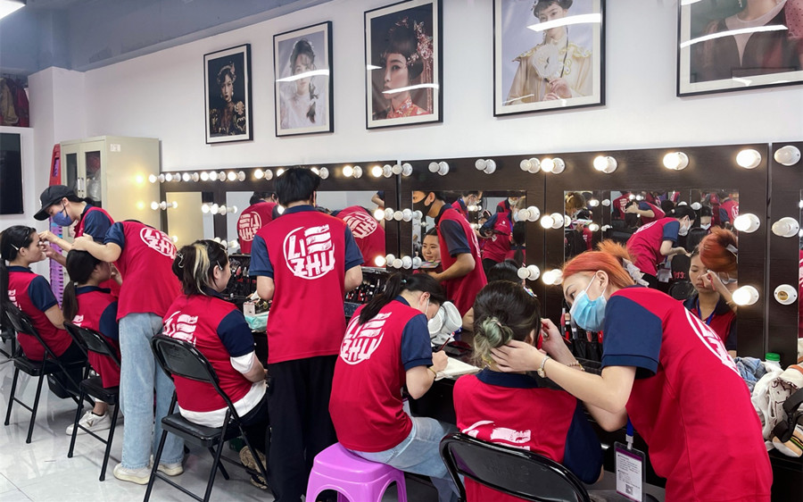 注意！南寧化妝技能比賽項(xiàng)目與評(píng)分要求