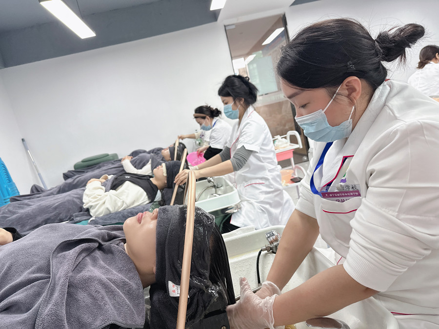 廣西頭療專(zhuān)業(yè)技術(shù)培訓(xùn)實(shí)操花絮