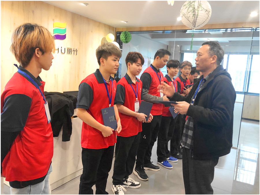 祝賀通關(guān)成功！南寧學(xué)美發(fā)心得 