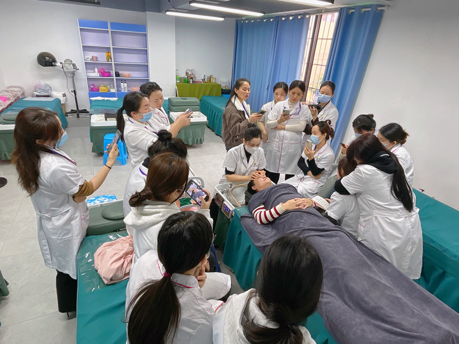 不同時(shí)間進(jìn)行頭療的好處，南寧頭療專業(yè)講解