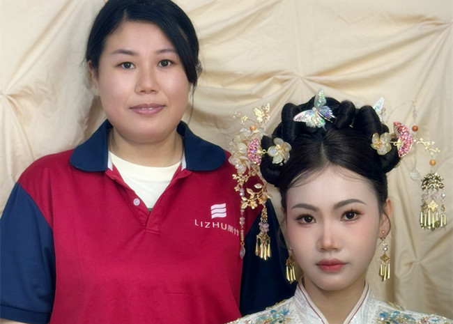 新中式秀禾，南寧化妝學(xué)校十大品牌