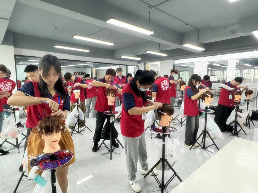 什么是煙花燙？煙花燙的特點(diǎn)是什么？南寧學(xué)習(xí)燙染