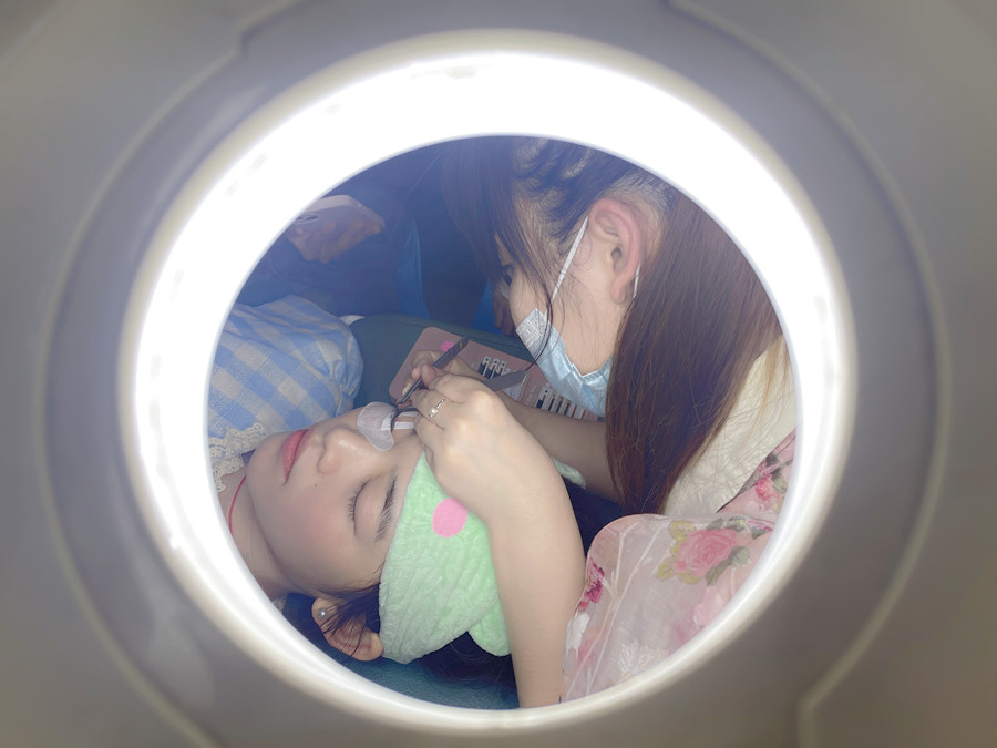 南寧美睫哪里專業(yè)？南寧學(xué)美睫去哪里？