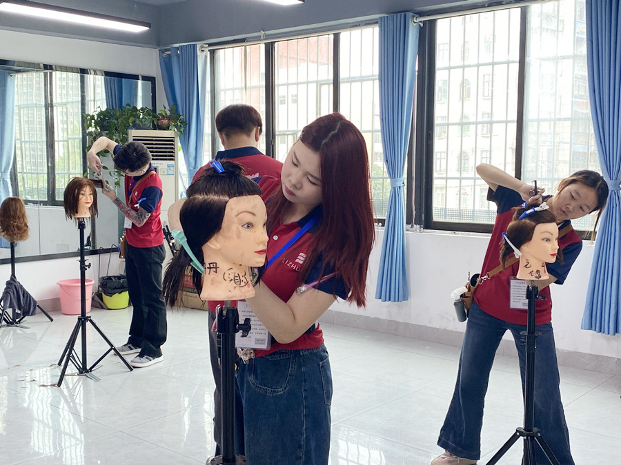 三角形堆積重量，南寧美發(fā)學(xué)校課程