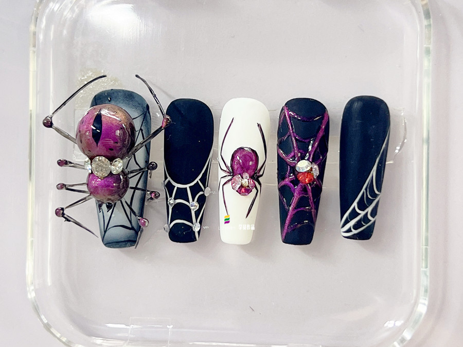 立體蜘蛛辣妹美甲，廣西美甲進修深造