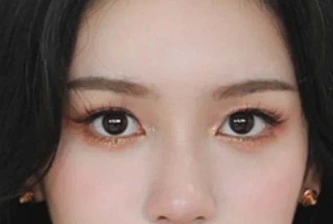 富家千金眼妝調(diào)整思路，化妝入門初學者教程